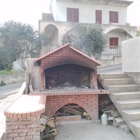Gea Trogir